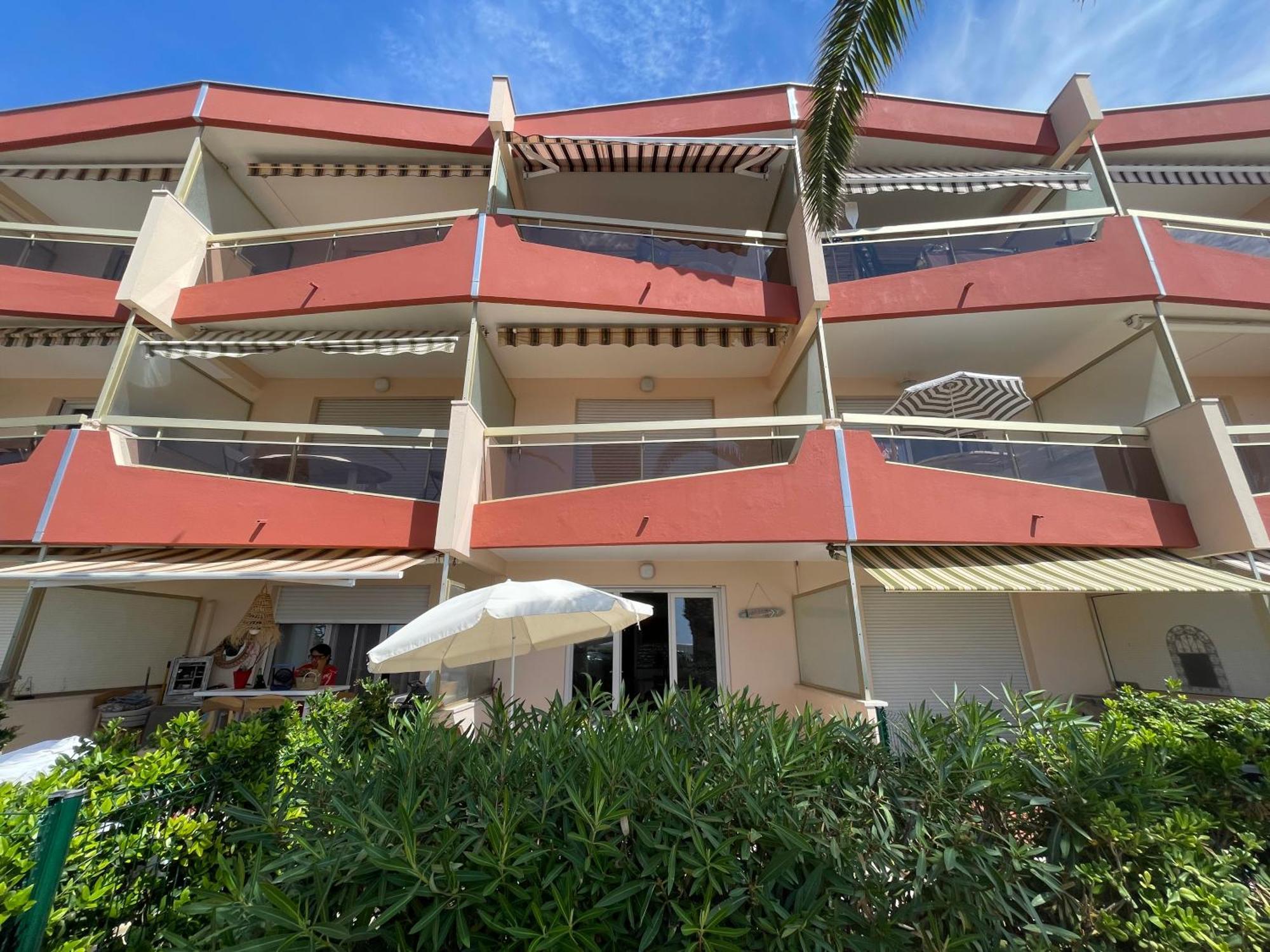 "Les Palmiers" Studio Spacieux Vue Mer Terrasse & Parking Saint-Cyr-sur-Mer Buitenkant foto